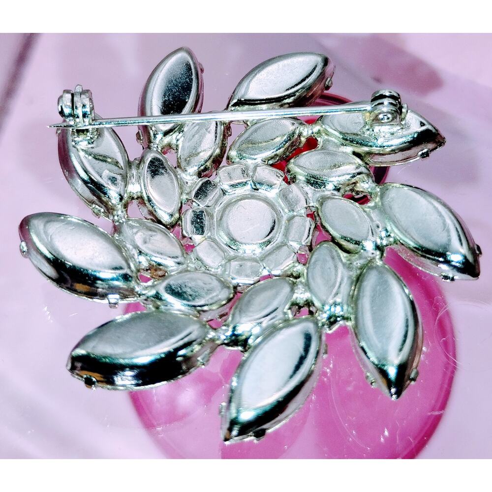 Vintage Clear Rhinestone Floral Spray Brooch Pin Silver Tone Marquise Stones - Picture 2 of 2